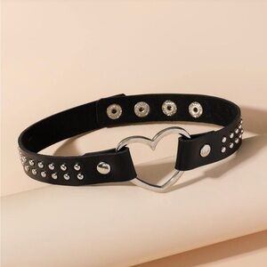 Black Heart Studded Choker